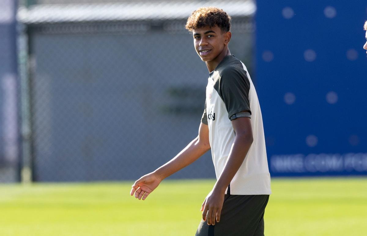 ¡Buenas noticias para Xavi! Íñigo ya entrena con el grupo antes del Barça - Cádiz