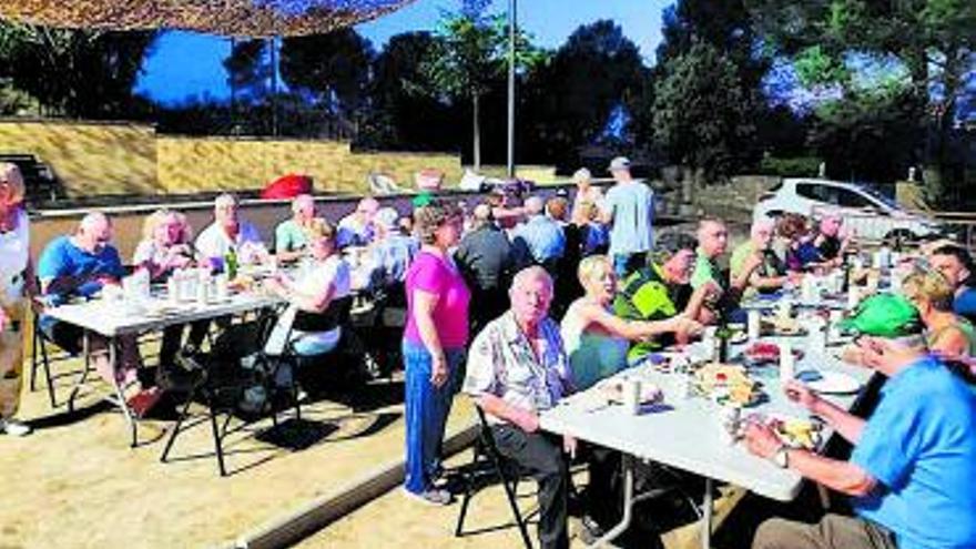 Castellnou de Bages inicia la seva festa major amb el torneig de petanca i el Memorial Joan Palau | AJ. CASTELLNOU DE BAGES