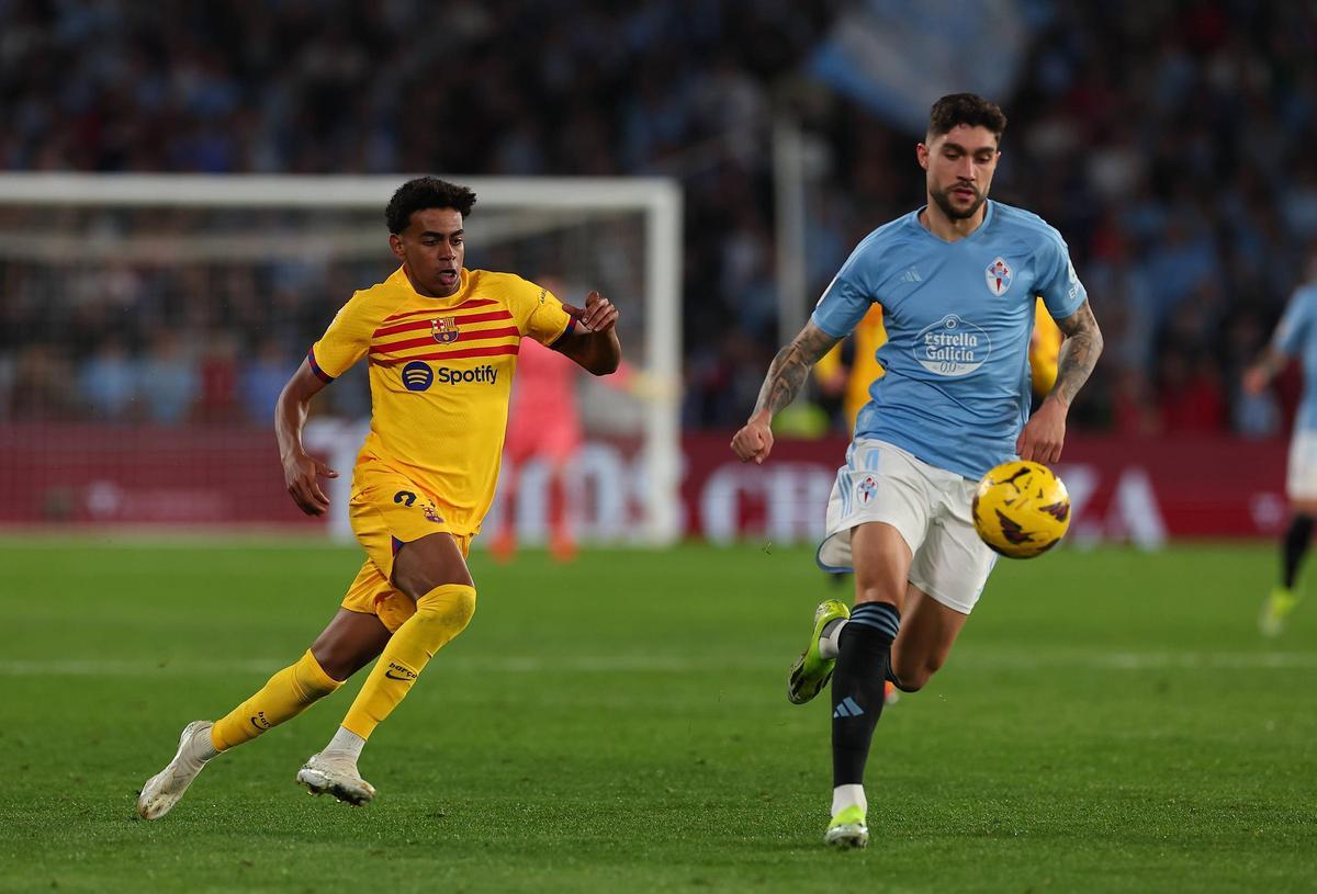 Unai Núñez, durante un partido con el Celta.