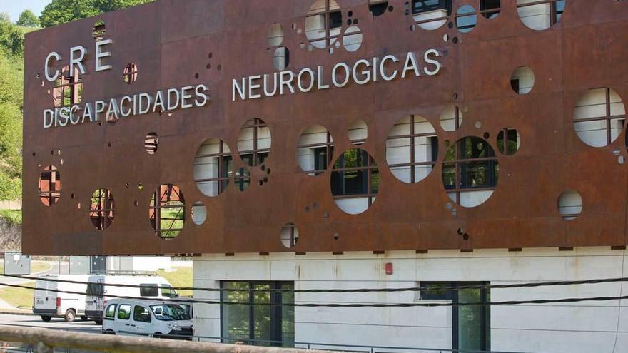 La fachada del centro para personas con discapacidades neurológicas, tras retirar las letras.