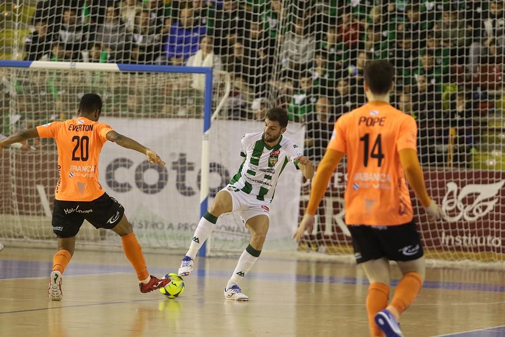 Imágenes del Córdoba Patrimonio-Burela de Fútbol Sala