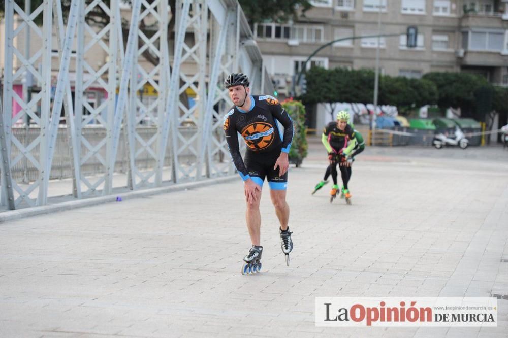 Murcia Maratón. Patinadores en carrera