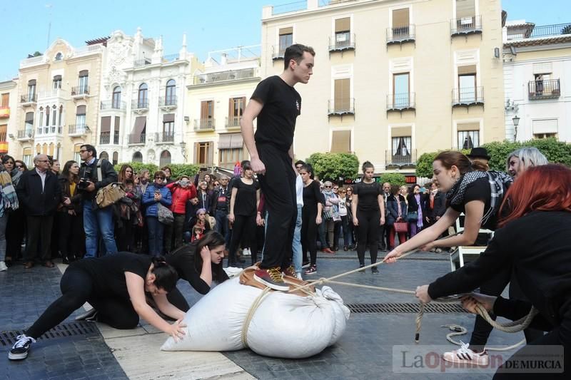 Performance 8M Plaza de Belluga