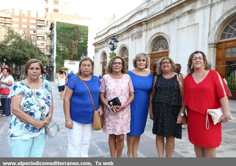 Imposición de bandas a la Reina Infantil