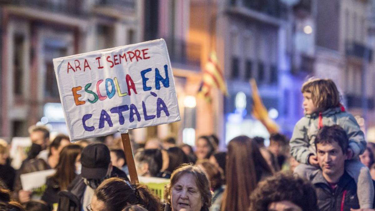 La protesta va recórrer la carretera de Vic fins davant l’Ajuntament | OSCAR BAYONA