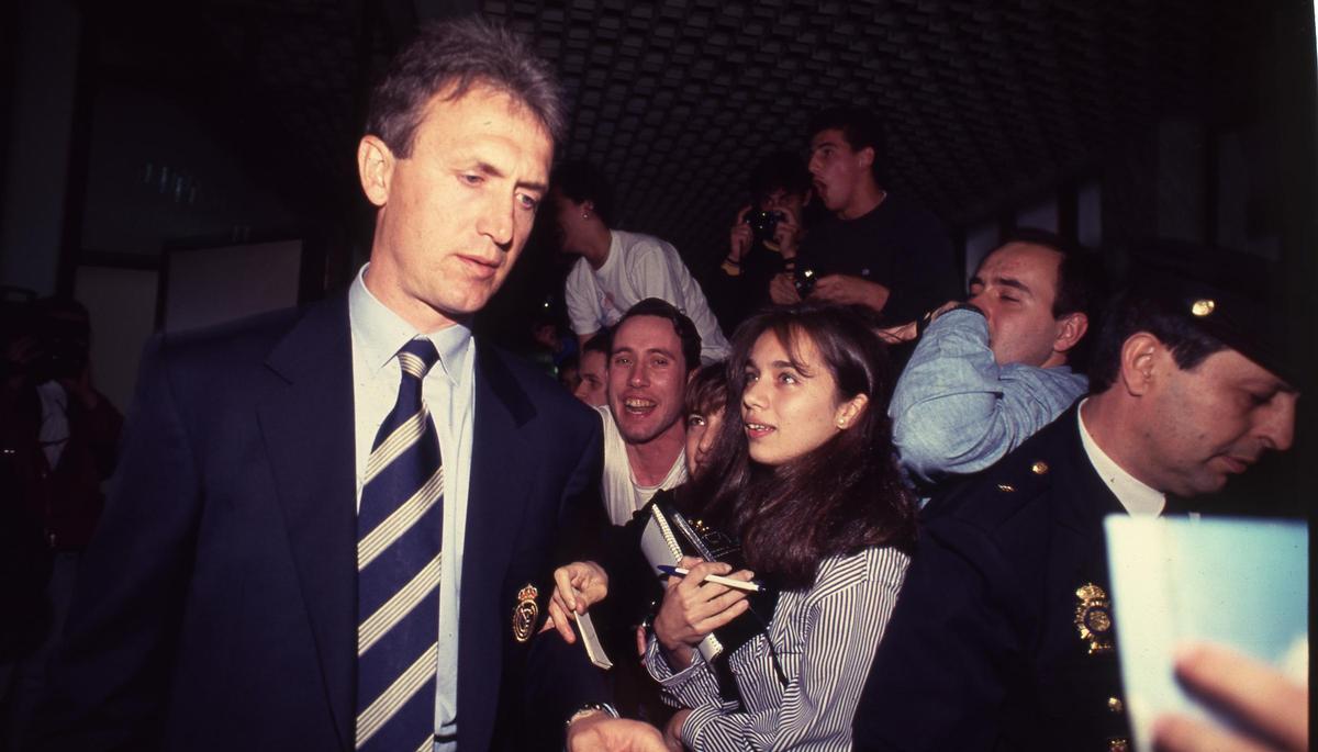 Benito Floro, entrenador del Real Madrid, durante la temporada 1992/1993, cuando introdujo la figura del psicólogo en el 'staff' blanco.