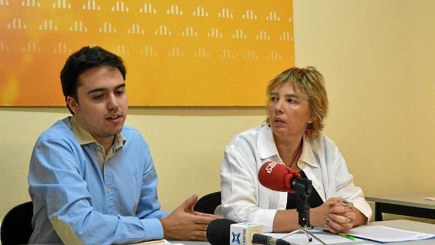 Jordi Pujals i Ermínia Altarriba en roda de premsa, ahir