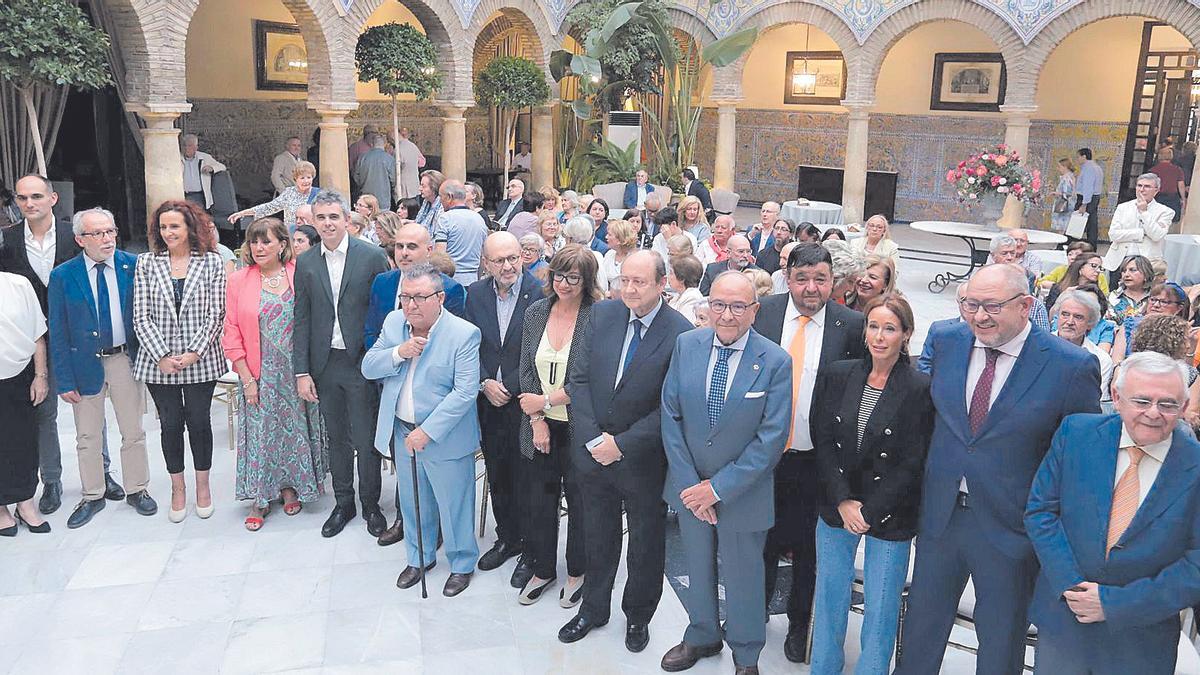 Asistentes al acto de entrega de las Fiambreras de Plata.