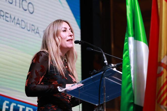 Fotogalería | Electrocash cuenta con otro centro logístico en Cáceres