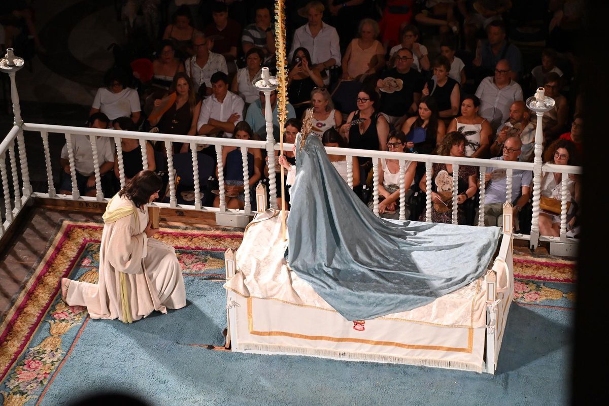 Un momento de la representación del Misteri d'Elx