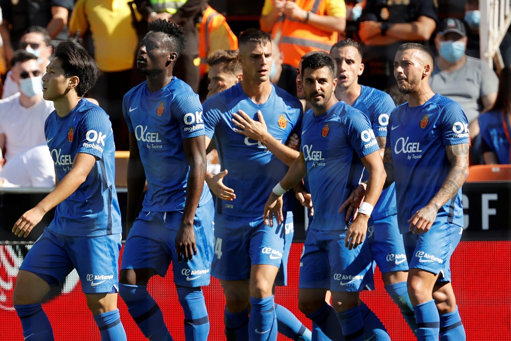 El Valencia CF - RCD Mallorca (2-2), en imágenes