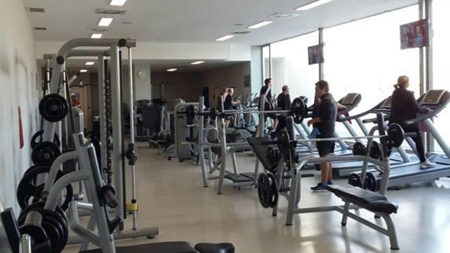 Xirivella renueva la sala de «fitness» y musculación del polideportivo Ramón Sáez