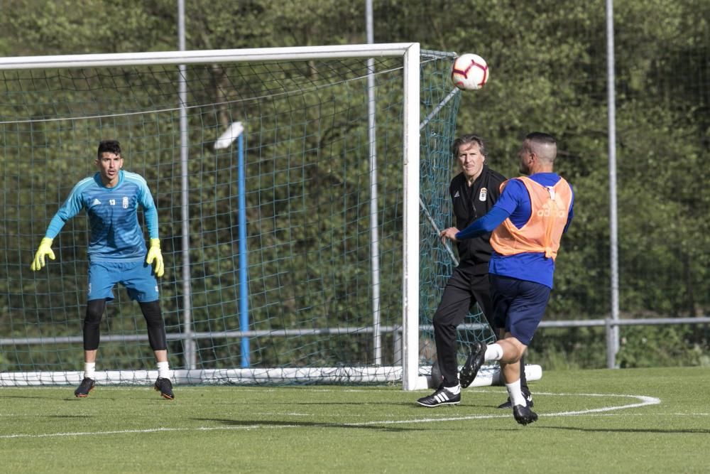 Primer día de Egea en el Oviedo tras su vuelta.