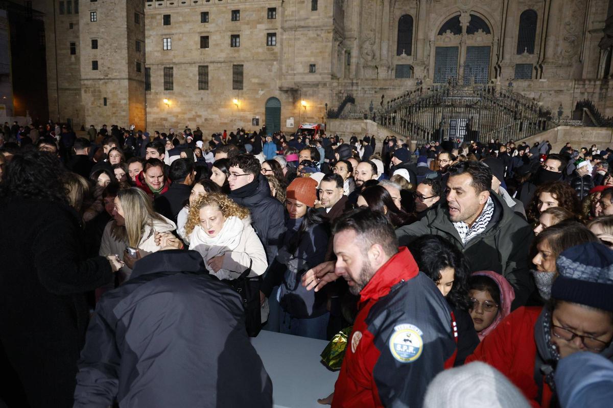 Santiago da la bienvenida al 2026 en el Obradoiro Santiago da la bienvenida al 2026 en el Obradoiro