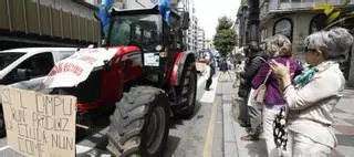 El campo asturiano, tras la tractorada: "Hemos hecho que los políticos se retraten"
