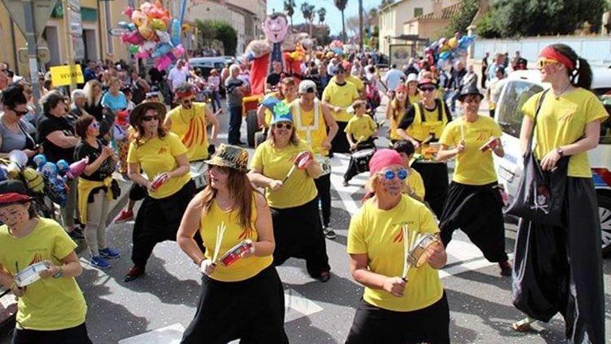 Solidaris amb l&#039;alzheimer amb ambient de festa, a Figueres