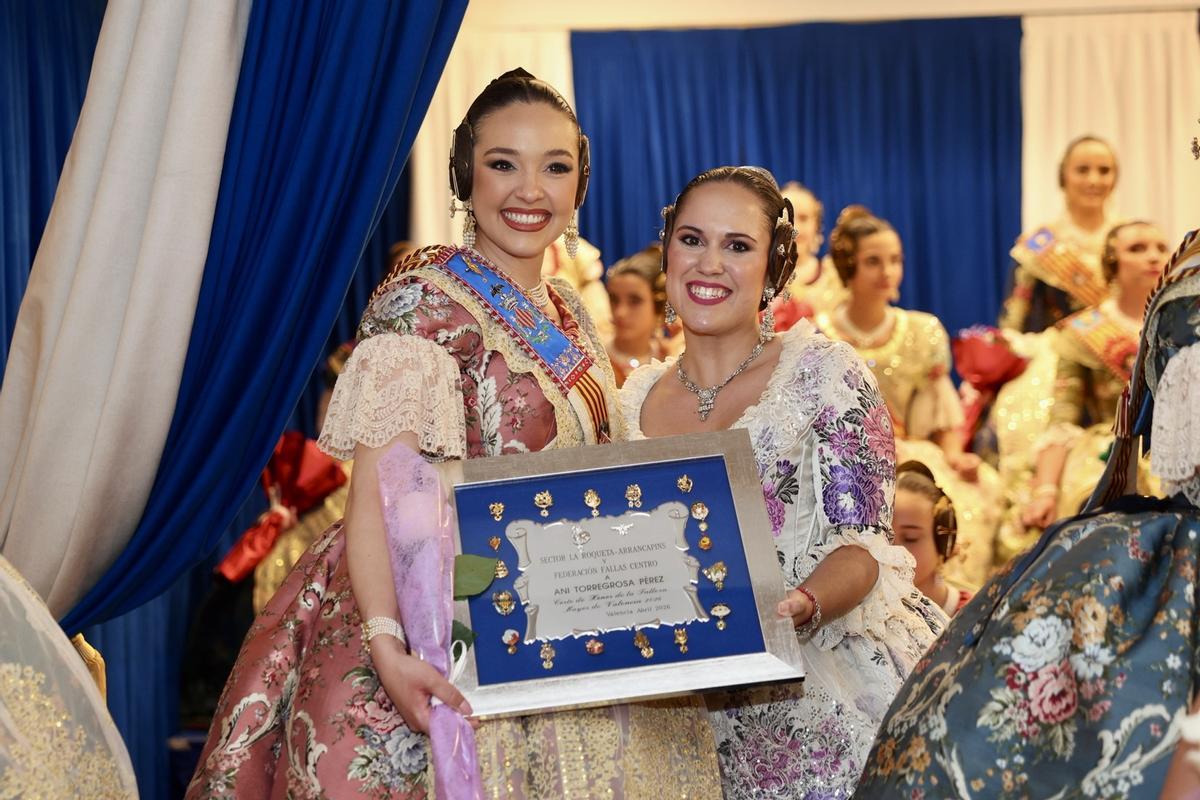 Carmen, Marta, Martina y Ani reciben honores en la fiesta grande de la Federación Fallas Centro