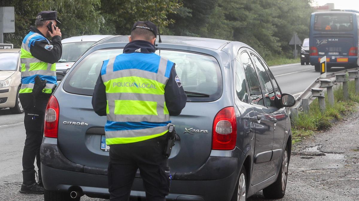 Un operativo de la Policía Local de Vilagarcía.
