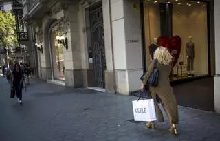 Una cadena de perfumerías releva a Nike en el paseo de Gràcia