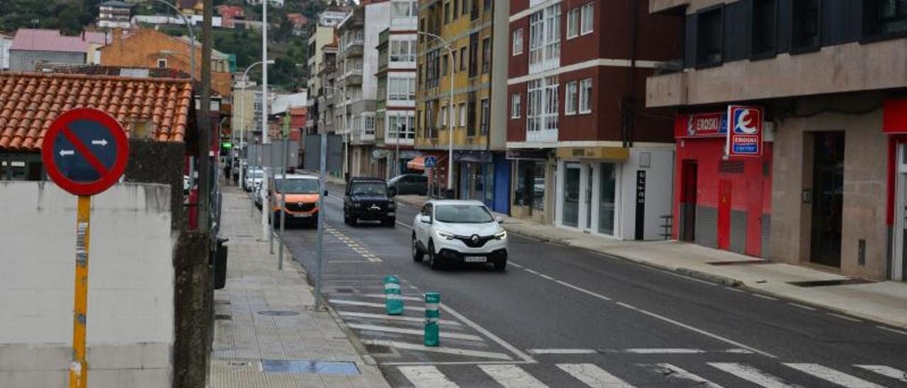 La obra en Pazos Fontenla prevé la renovación de toda la red de colectores y el asfaltado. |   // G.NÚÑEZ