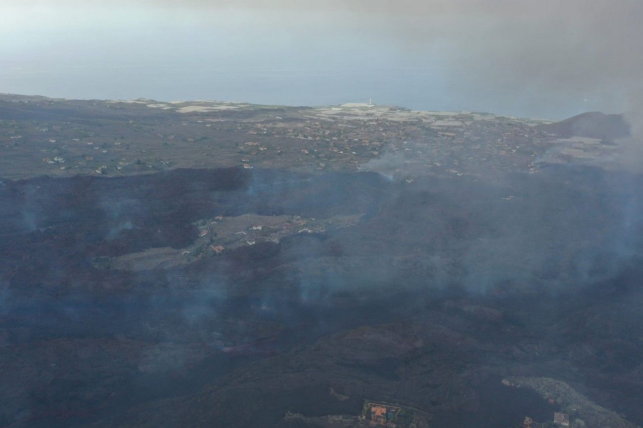 El avance de la lava del volcán de La Palma, a vista de pájaro en el décimo día de erupción