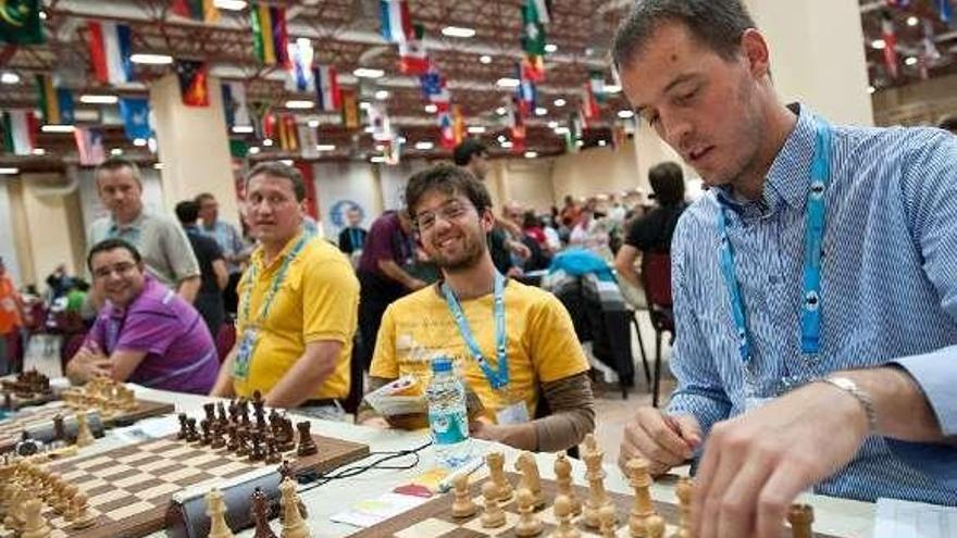 Iván Salgado, sonriente, en un torneo anterior. // FdV