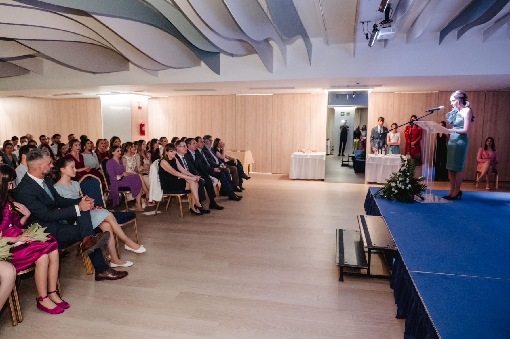 Homenaje a la dos veces fallera mayor de València, Consuelo Llobell