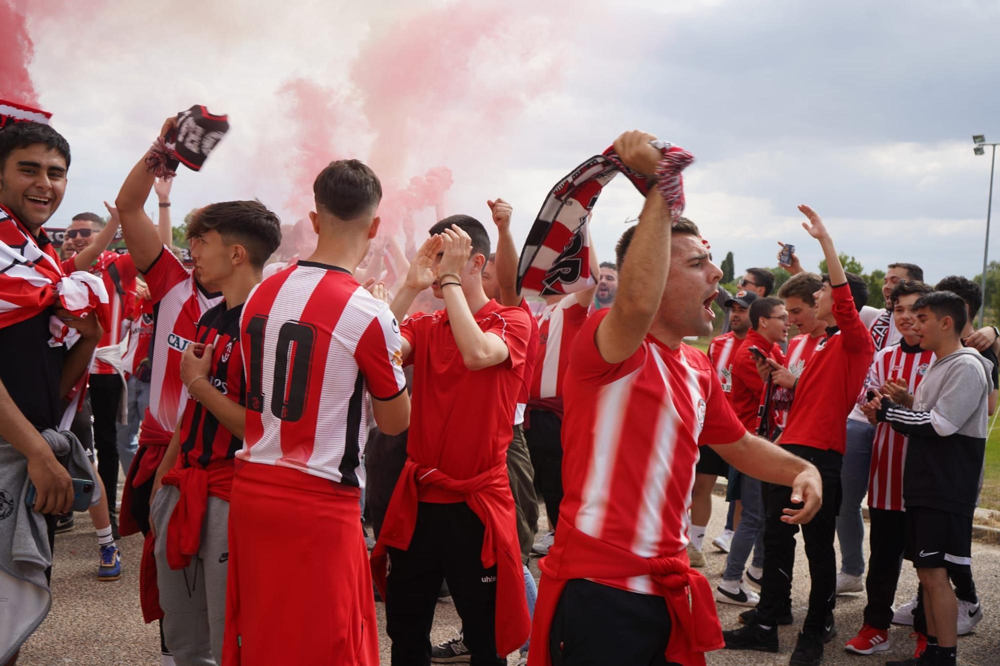 GALERÍA | Ambiente de play-off en el Ruta de la Plata ante el Zamora CF - Alavés B