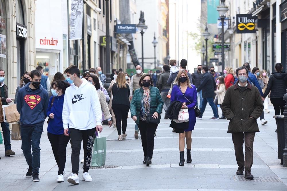 Sábado de comercio y terrazas tras la reapertura