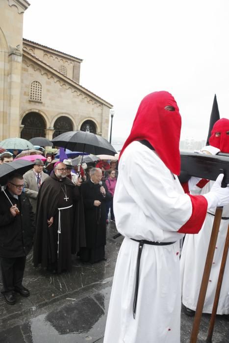 Procesión del sábado Santo en Gijón, suspendida po