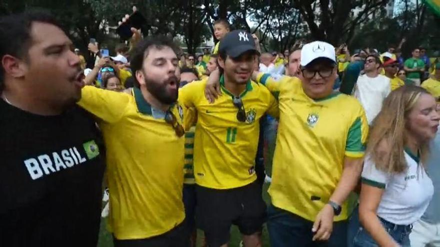 Las aficiones de Brasil y Japón calientan motores para su gran duelo de dieciseisavos del Mundial