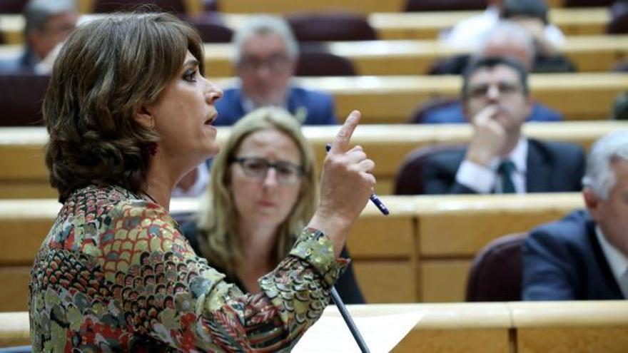 El Congreso reprueba a Delgado con el respaldo de PP y Cs y la abstención de Podemos