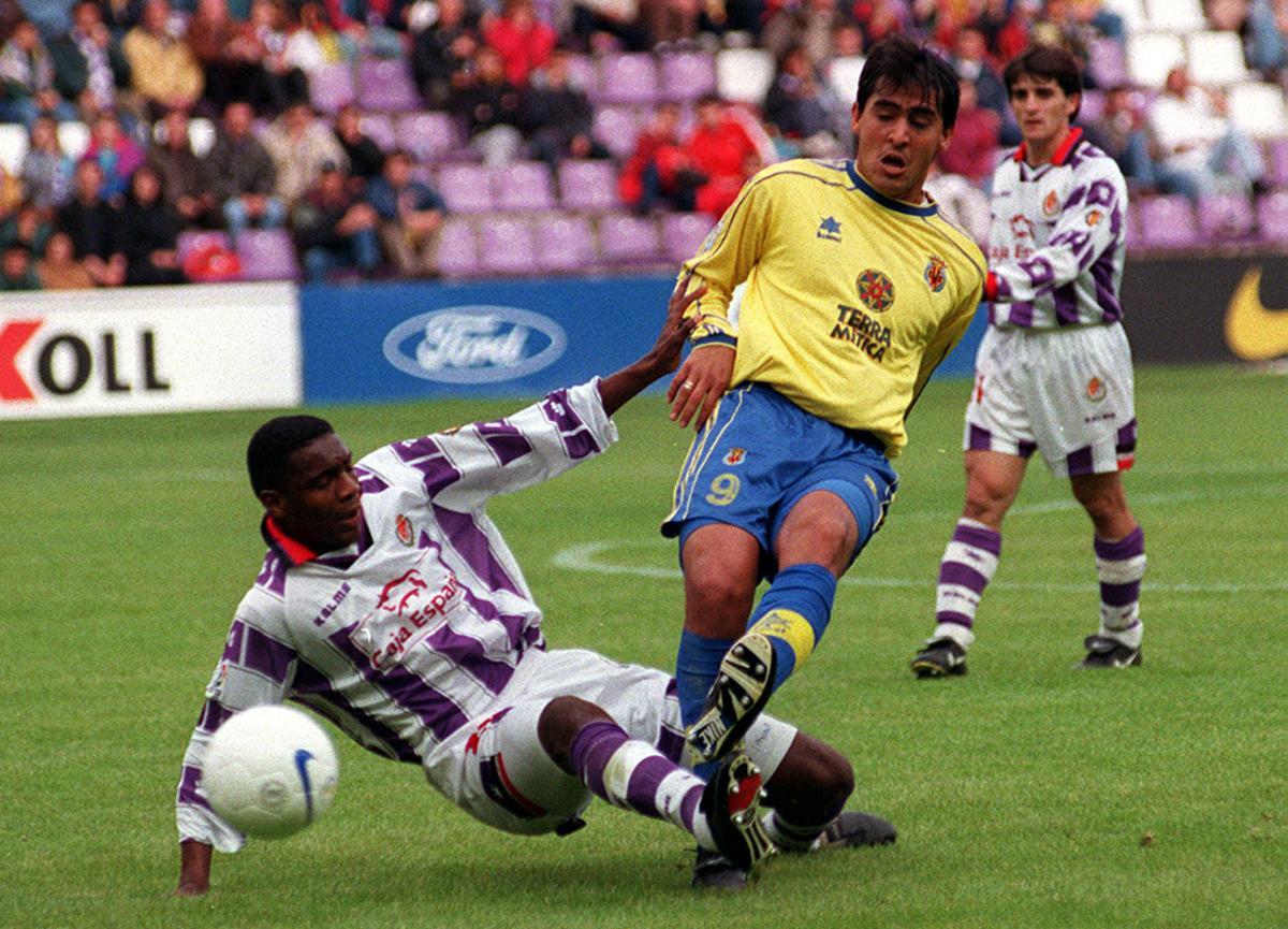 Walter Gaitán, en un partido frente al Valladolid de la temporada 98/99.