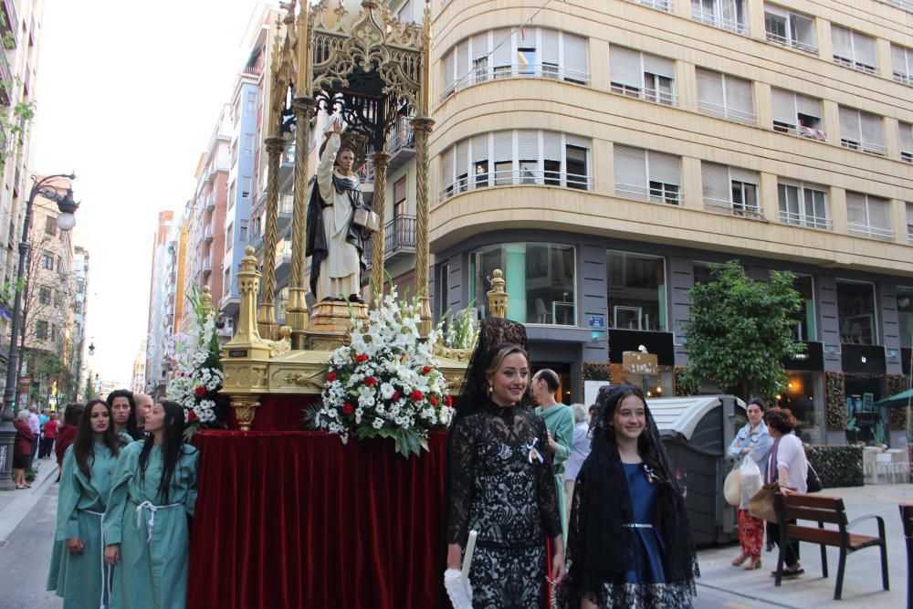 Procesión de la fiesta de los Niños de San Vicente