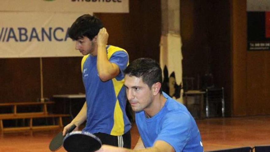 Un encuentro del Cambados Tenis de Mesa de esta temporada. // N. P.