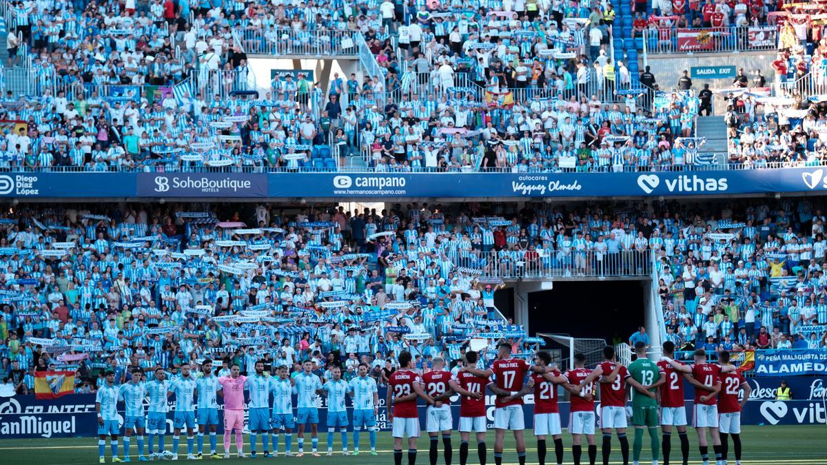 La Rosaleda acompañó al Málaga CF a la victoria ante el Nástic.