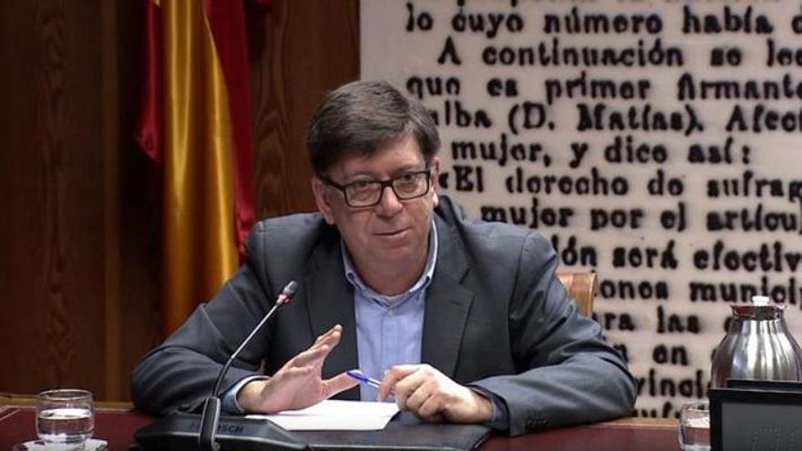 Salazar dice que "siempre" ha respetado a sus compañeras y admite pagos en efectivo del PSOE
