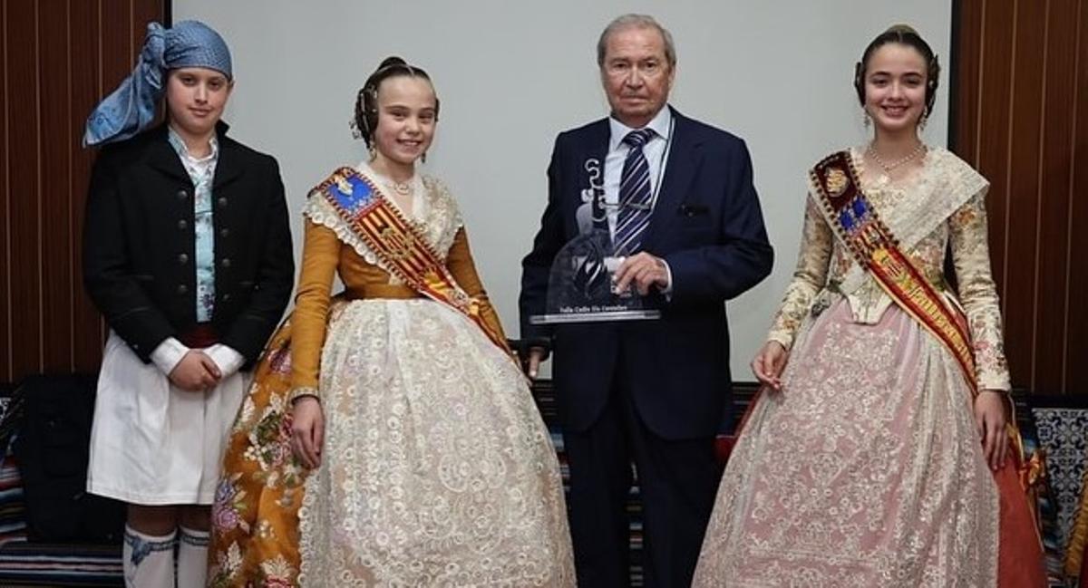 Días atrás recibió el premio Coheter de la falla Cádiz-Los Centelles