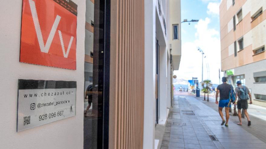 Crece el malestar municipal contra la ley de vivienda vacacional canaria