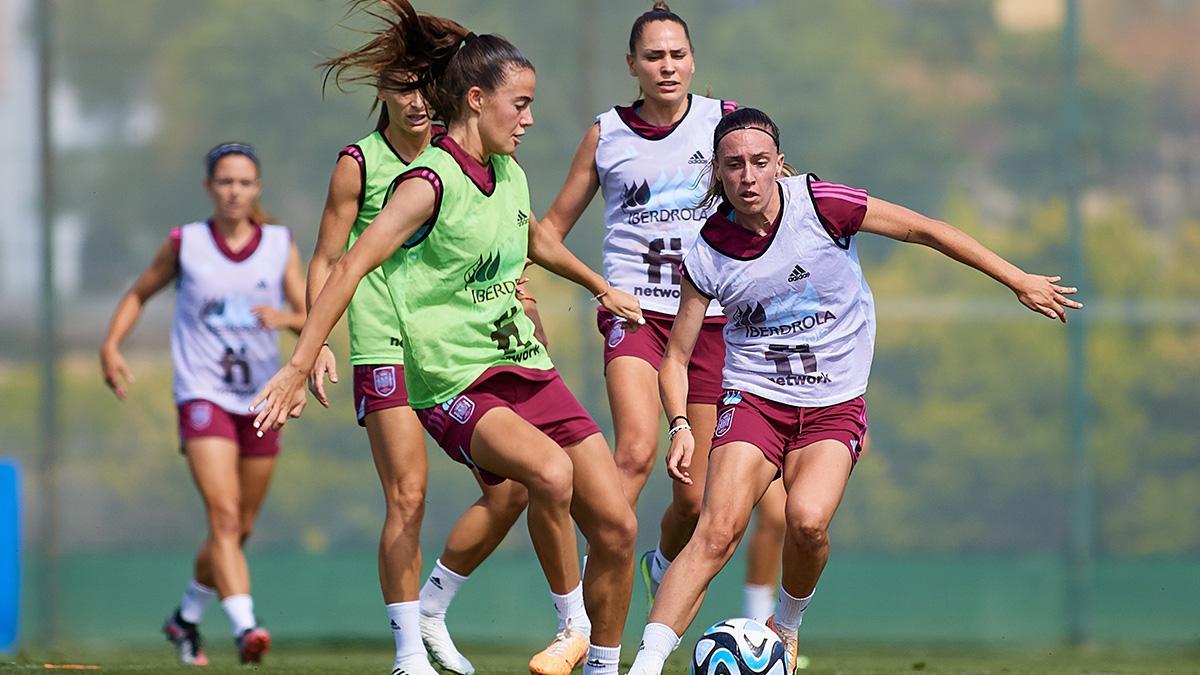 Entrenamiento de la selección española femenina preparatorio del mundial