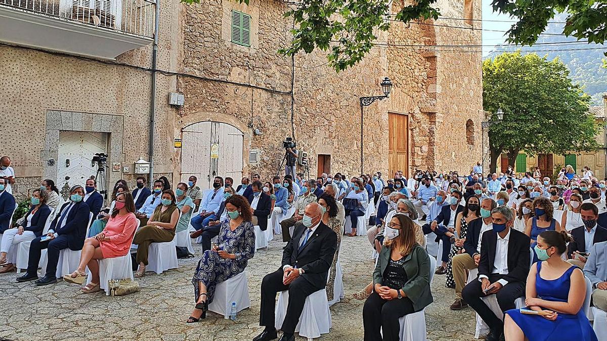 La plaza de la Cartoixa de Valldemossa, escenario para celebrar el acto de aniversario. | R.F.