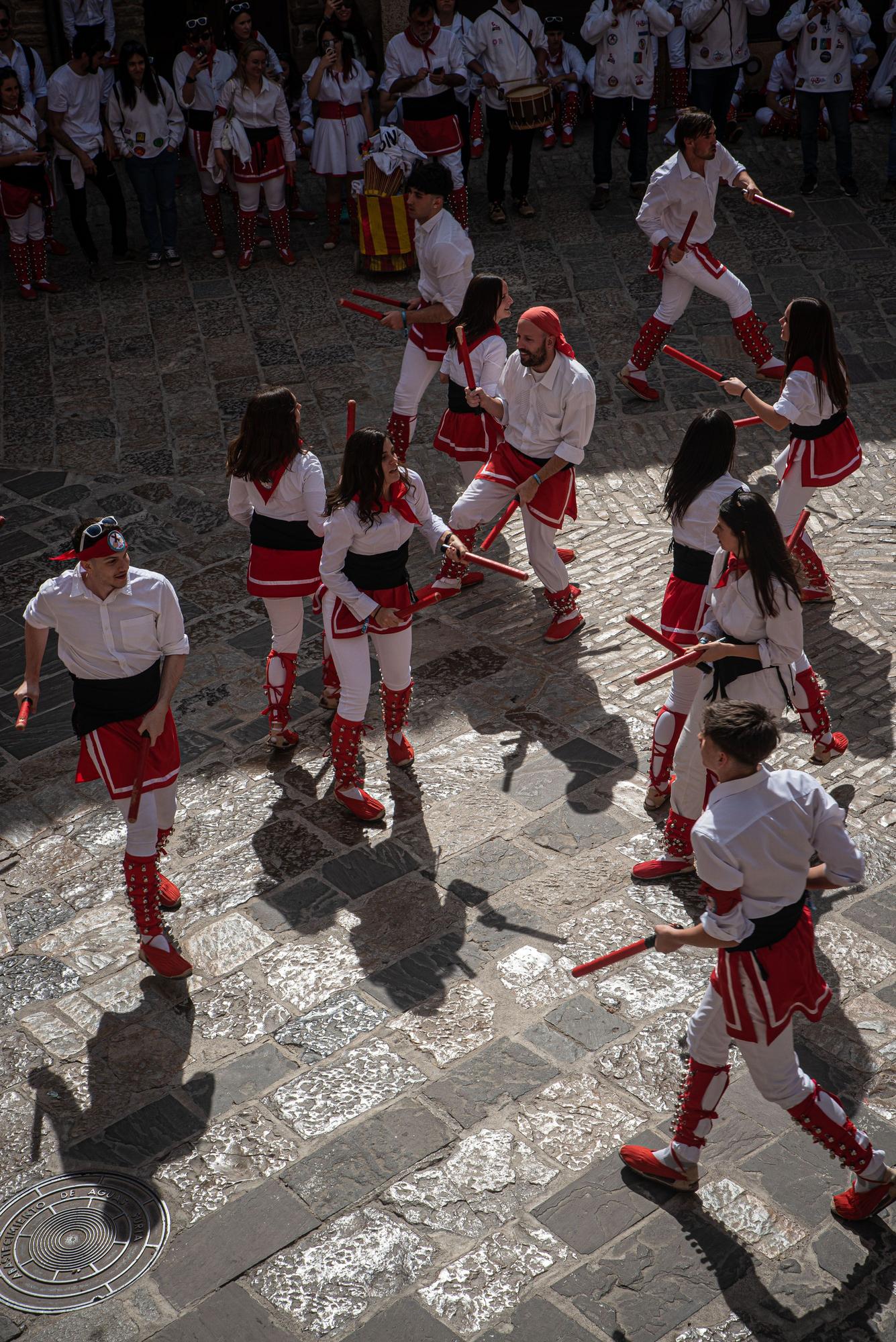 Els caramellaires omplen Súria de música, dansa i festa