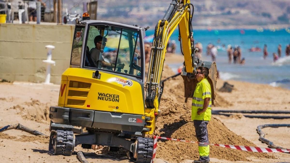 Así está siendo la esperada reparación de los lavapiés en Arenales del Sol