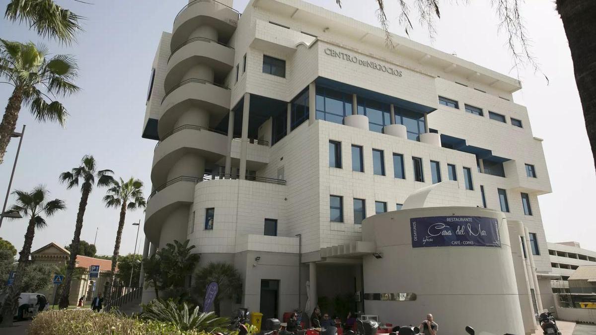 El Puerto de Alicante ratifica la concesión del centro de negocios de la Casa del Mar a la firma de la familia Palacio