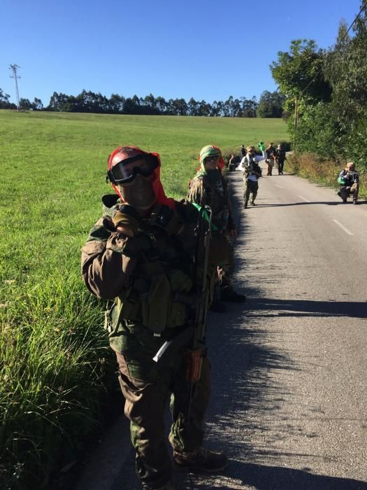 Recreación bélica en Castropol