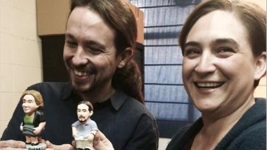 Iglesias afirma que &quot;potser no ens posem corbata, però ens surten els comptes&quot;