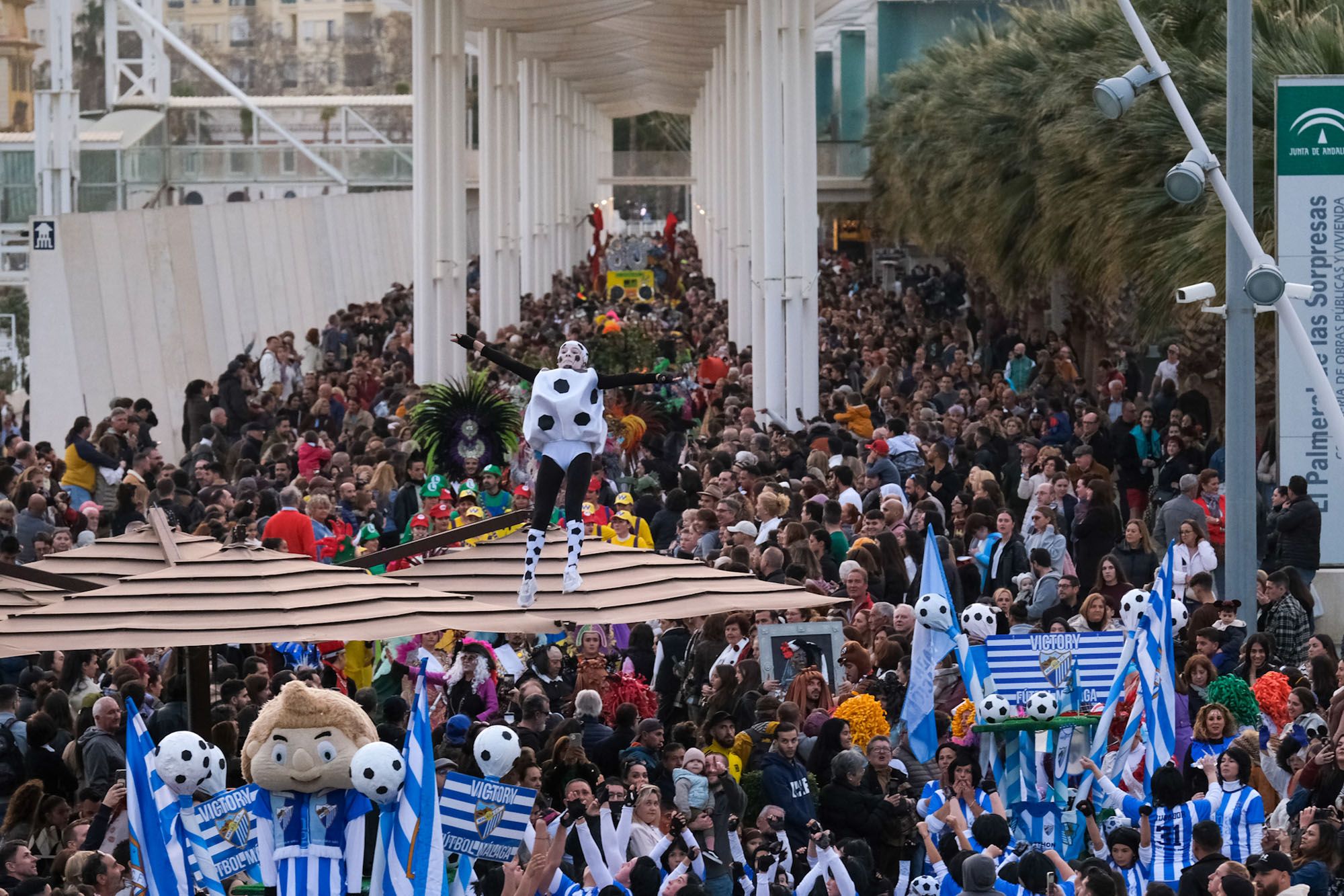 El Entierro del Boquerón del Carnaval de Málaga 2023, en imágenes