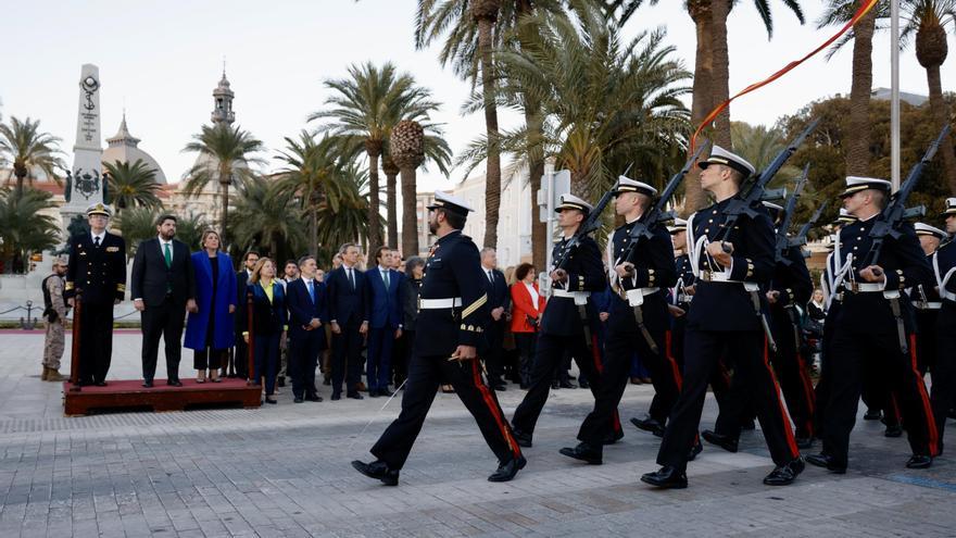 Cartagena homenajea a los Héroes de Cavite y Santiago de Cuba