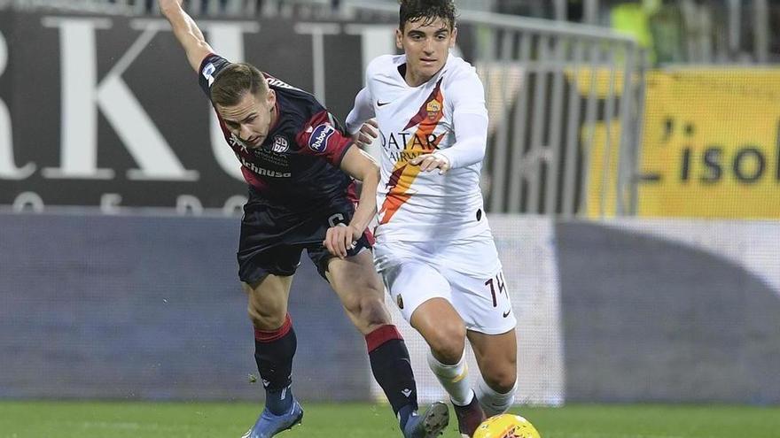 Gonzalo Villar en un partido con el Roma