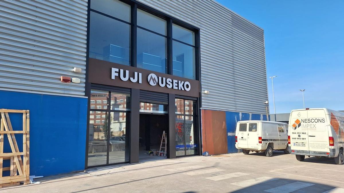 El nuevo restaurante Fuji Museko prevé abrir en la zona del acceso sur de Vila-real en unas semanas.
